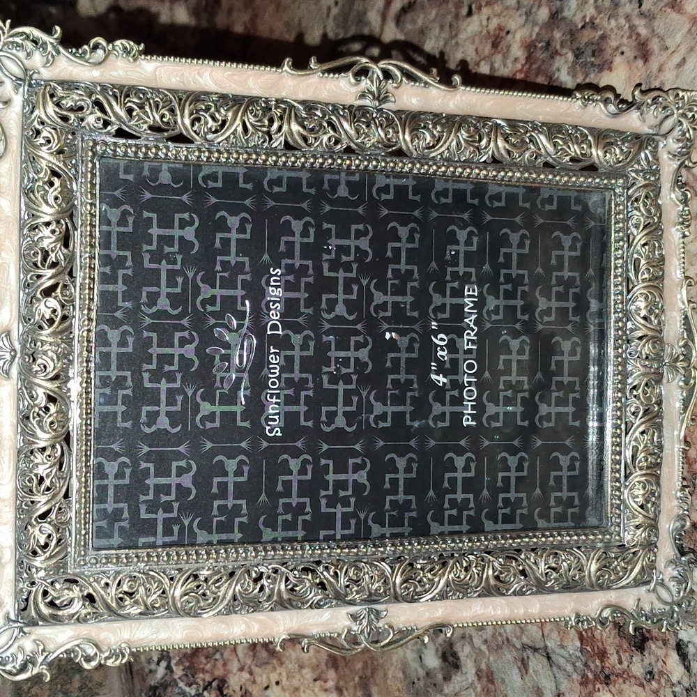 Vintage Beautiful Silver ,cream Trim Photo Frame